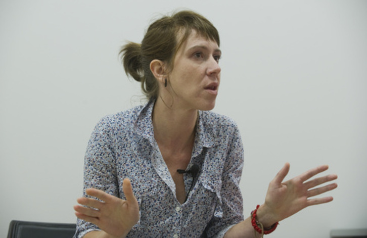 Aurore Martin, durante una entrevista concedida a GARA en junio de 2011. (Andoni CANELLADA/ARGAZKI PRESS)
