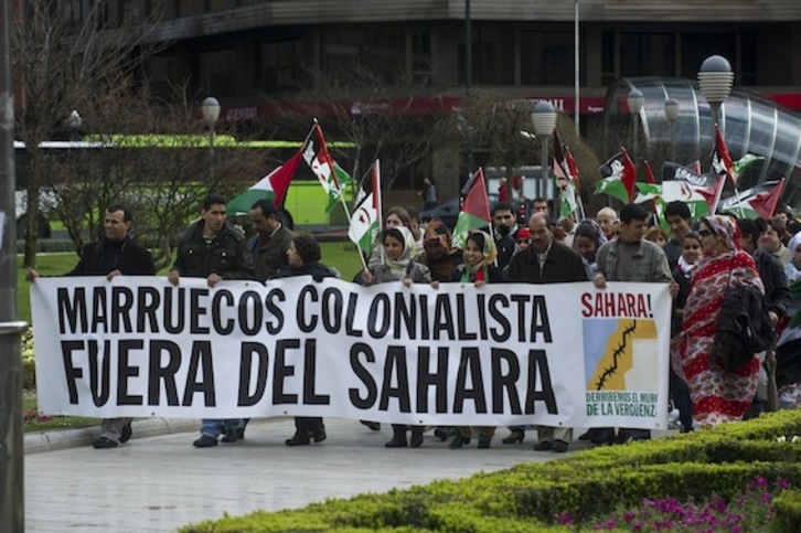 Manifestación en Bilbo a favor de la autodeterminación saharaui. (Luis JAUREGIALTZO/ARGAZKI PRESS)