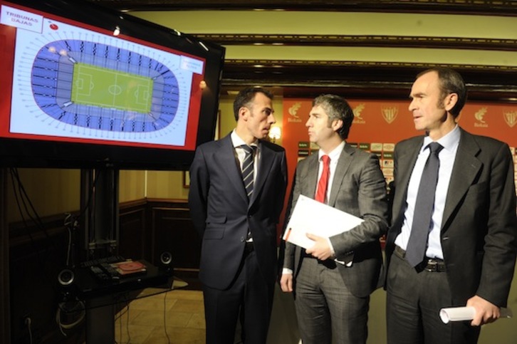 Josu Urrutia, Javier Aldazabal y Jon Berasategi han comparecido en el Palacio de Ibaigane. (ARGAZKI PRESS)