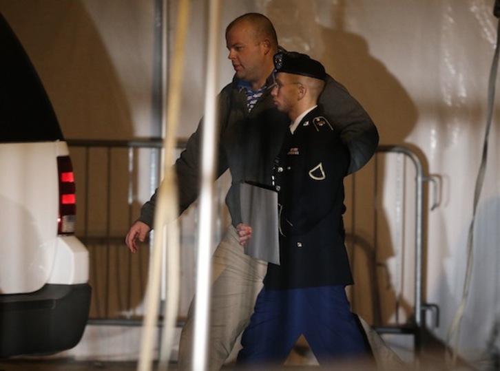 Bradley Manning, tras su comparecencia. (Mark WILSON/AFP PHOTO)