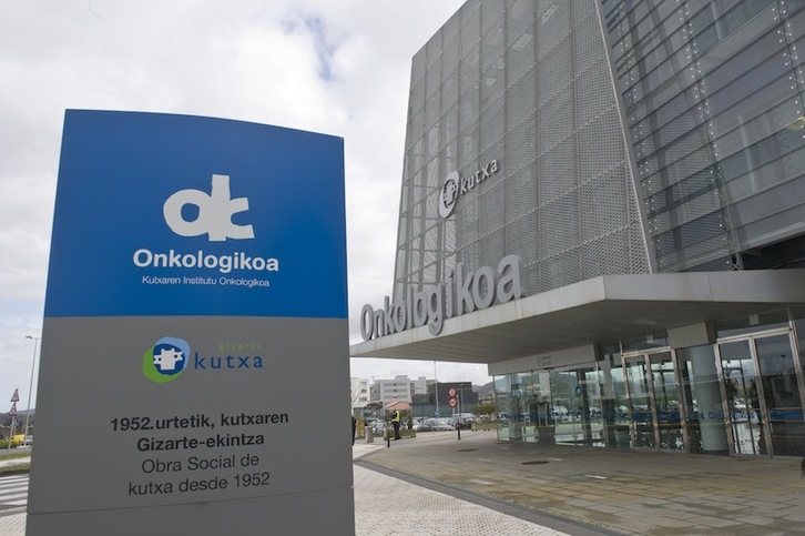Imagen de archivo del exterior de Onkologikoa. (Jon URBE/ARGAZKI PRESS)