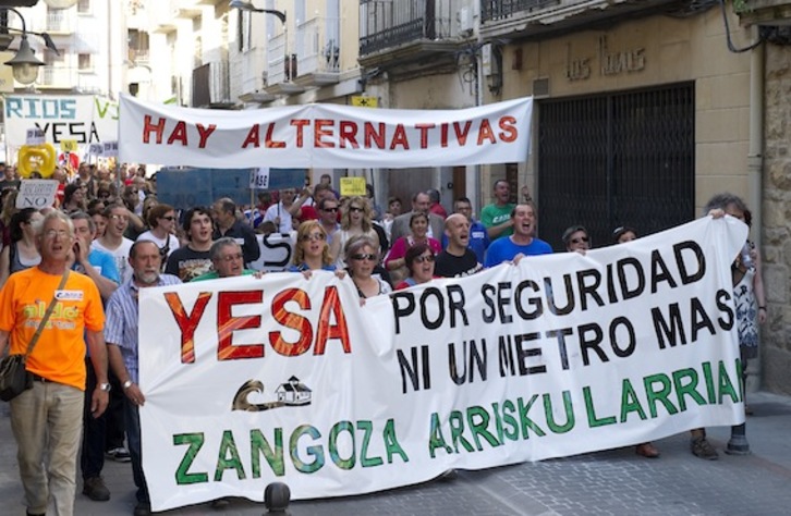 Manifestación contra el recrecimiento de Esa celebrada el pasado sábado en Zangoza. (Idoia ZABALETA/ARGAZKI PRESS)