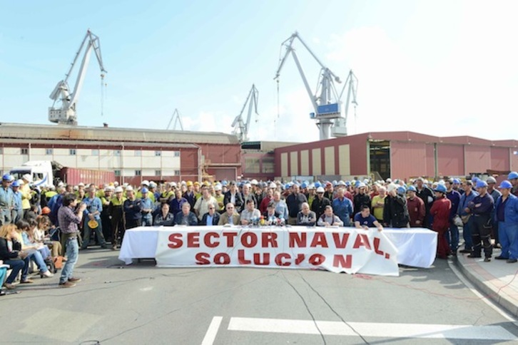 Comparecencia masiva en Sestao de los comités de empresa de los cinco astilleros vascos. (ARGAZKI PRESS)