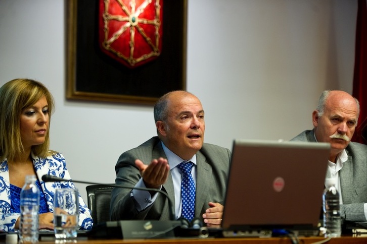 El consejero Luis Zarraluqui ha comparecido en comisión parlamentaria. (Iñigo URIZ/ARGAZKI PRESS)