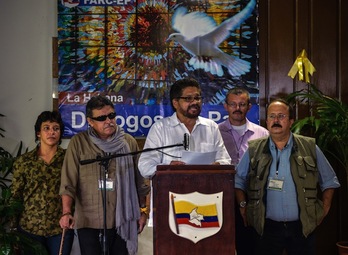 La delegación de las FARC, con Iván Márquez al frente, en una comparecencia en La Habana. (Adalberto ROQUE/AFP) 