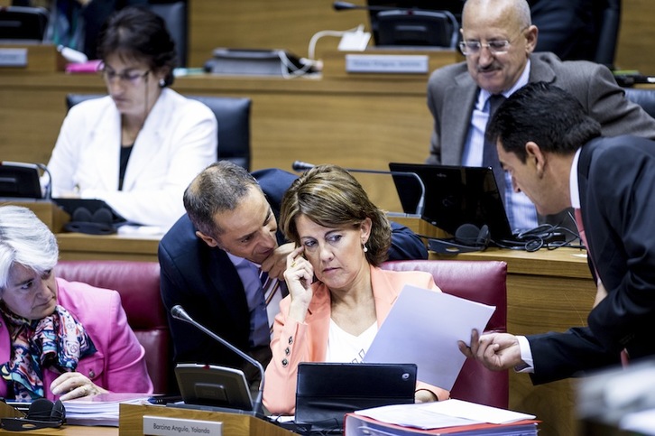 Yolanda Barcina, durante la primera sesión del debate sobre el estado de Nafarroa en el Parlamento. (Iñigo URIZ/ARGAZKI PRESS)