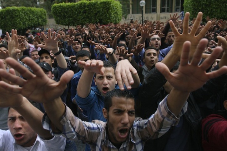Movilización de apoyo a Morsi la pasada semana en El Cairo. (Mohamed EL-SHAHED / AFP PHOTO) 