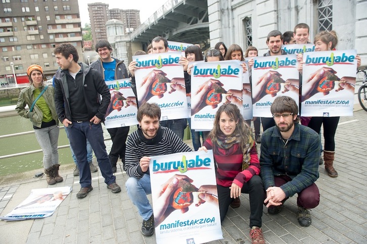Ernaiko gazteek «manifestakzioa» deitu dute maiatzaren 3rako Bilbon. (Marisol RAMIREZ/ARGAZKI PRESS)