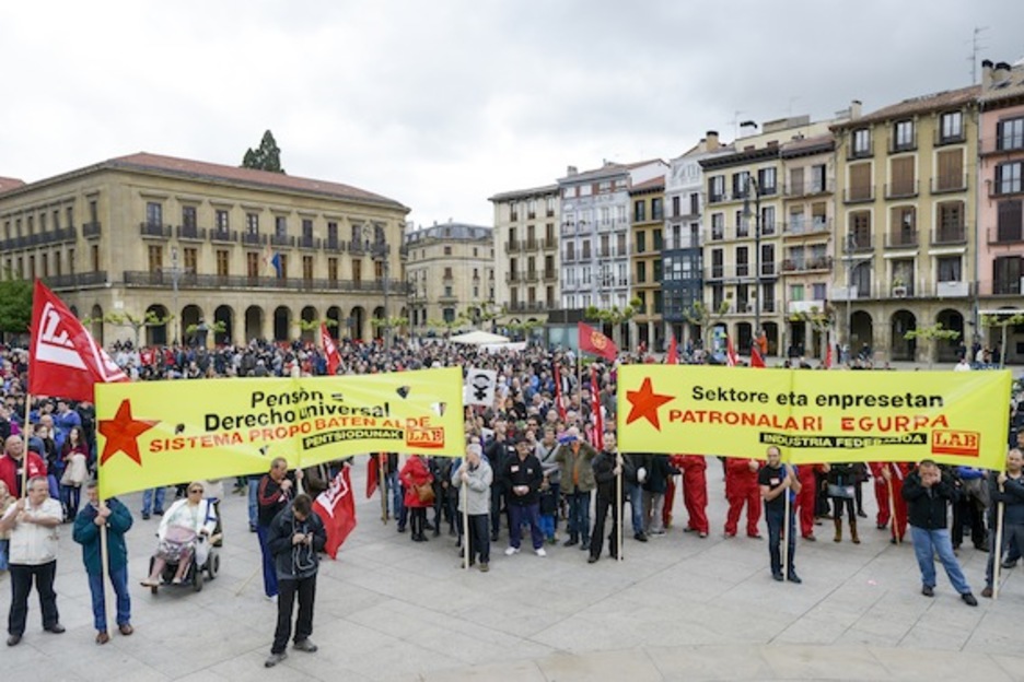 LABen manifestazioa Iruñean. (Iñigo URIZ/ARGAZKI PRESS)