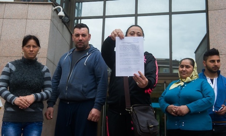 Los inmigrantes han presentado la denuncia en los juzgados de Barakaldo. (Luis JAUREGIALTZO / ARGAZKI PRESS)
