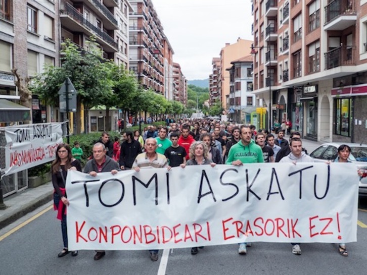 Manifestación celebrada en Galdakao por la puesta en libertad de Tomás Madina. (Naiz.info)