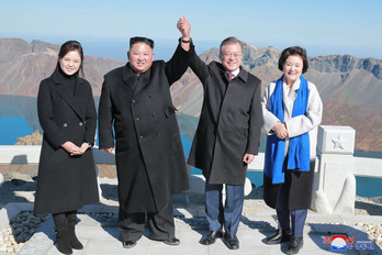 Kim Jong-un junto a Moon Jae-in en una imagen de 2018. 
